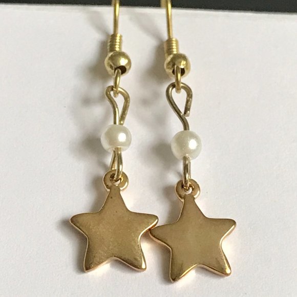 Pearl Star Earrings Gold Plated Dainty Dangle White Glass Bead Stars - Picture 6 of 7